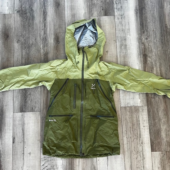 Haglöfs Vassi GORE-TEX Pro Jacket - Women's Medium, Olive Thyme Green - Picture 1 of 4